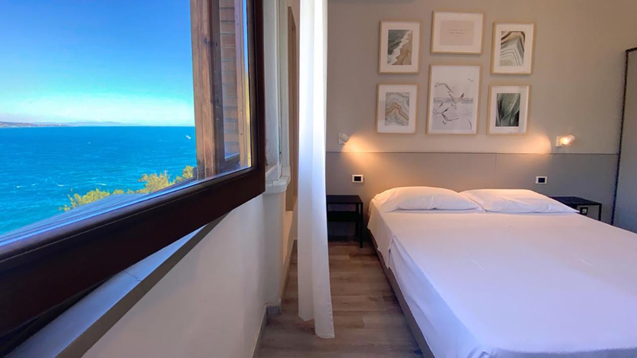 Il Romito Hotel Quercianella Luaran gambar